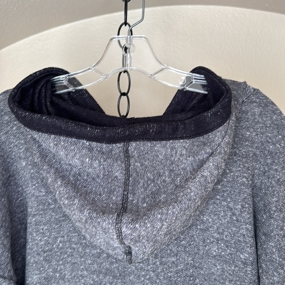 VENUS Tunic Length Zip-Up Hoodie
Jacket, size L - Picture 12 of 16